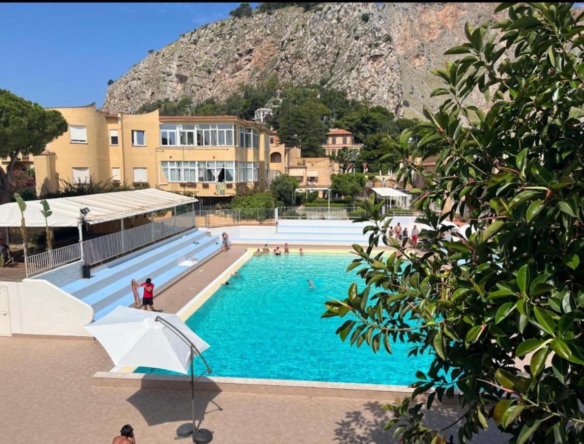 Medea Mondello Holiday Exterior foto